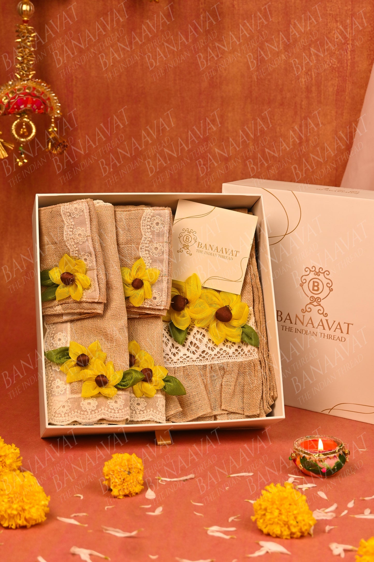 Jute Table Decor Set - Placemats, Runner, Cutlery Organizers