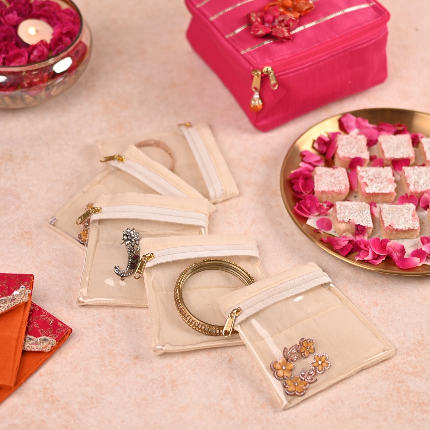 Jewellery Organizer with 5 Detachable Pouches - Gulnar Collection