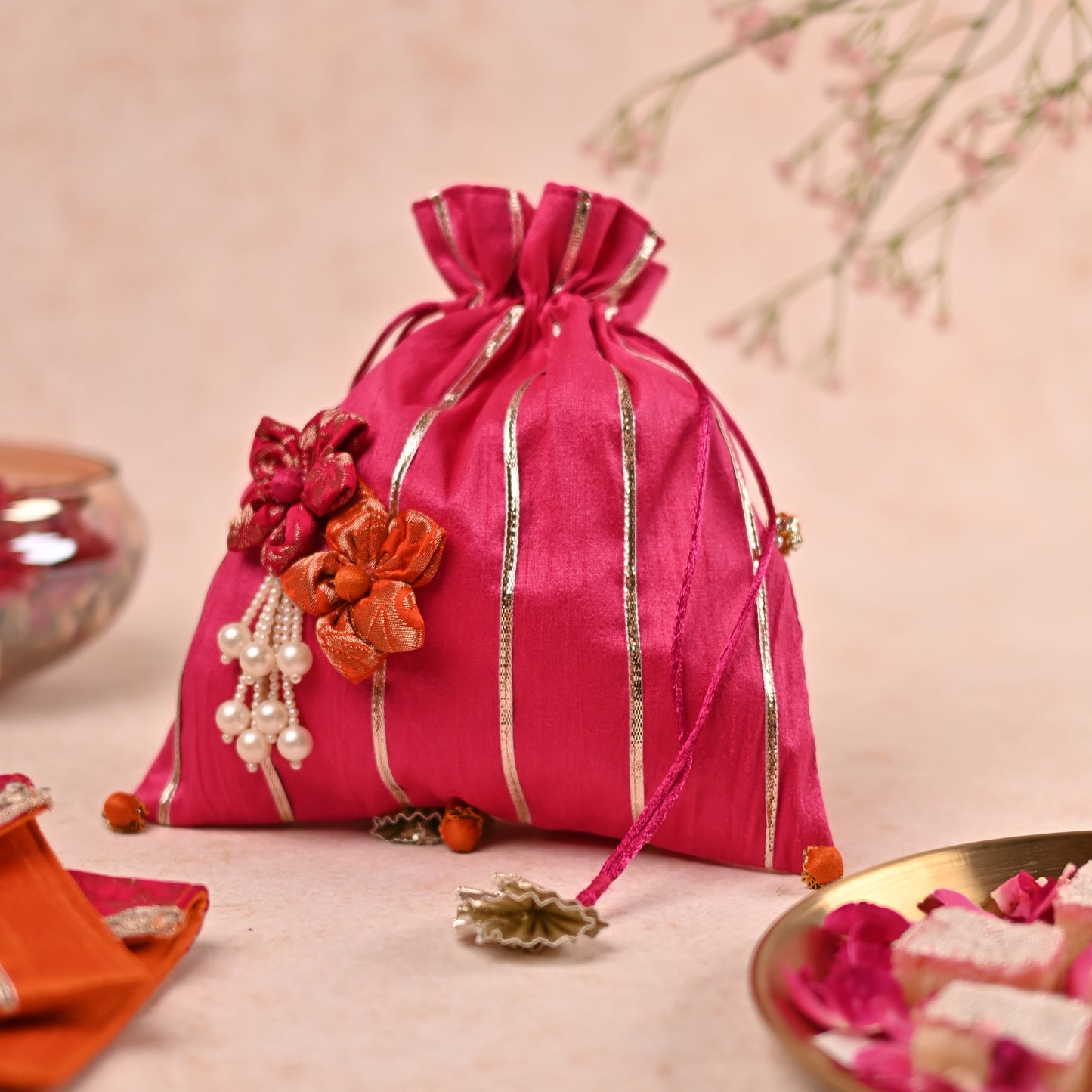 Gulnar Collection Favor Potli