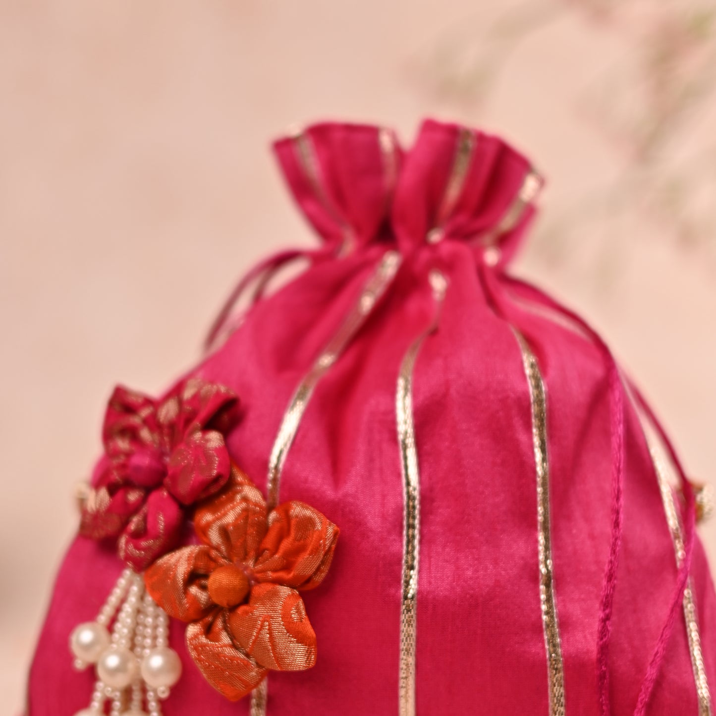 Gulnar Collection Favor Potli