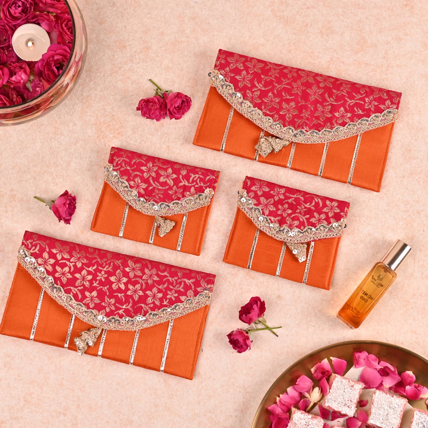 Brocade Flap Money Envelope - Gulnar Collection