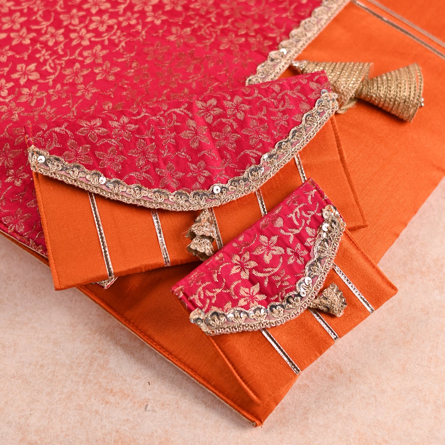 Gulnar Collection - 5-Piece Set: Saree Cover, Favor Potlis, Jewelry Organizer with Detachable Pouches, Coin Pouch, Money Envelope