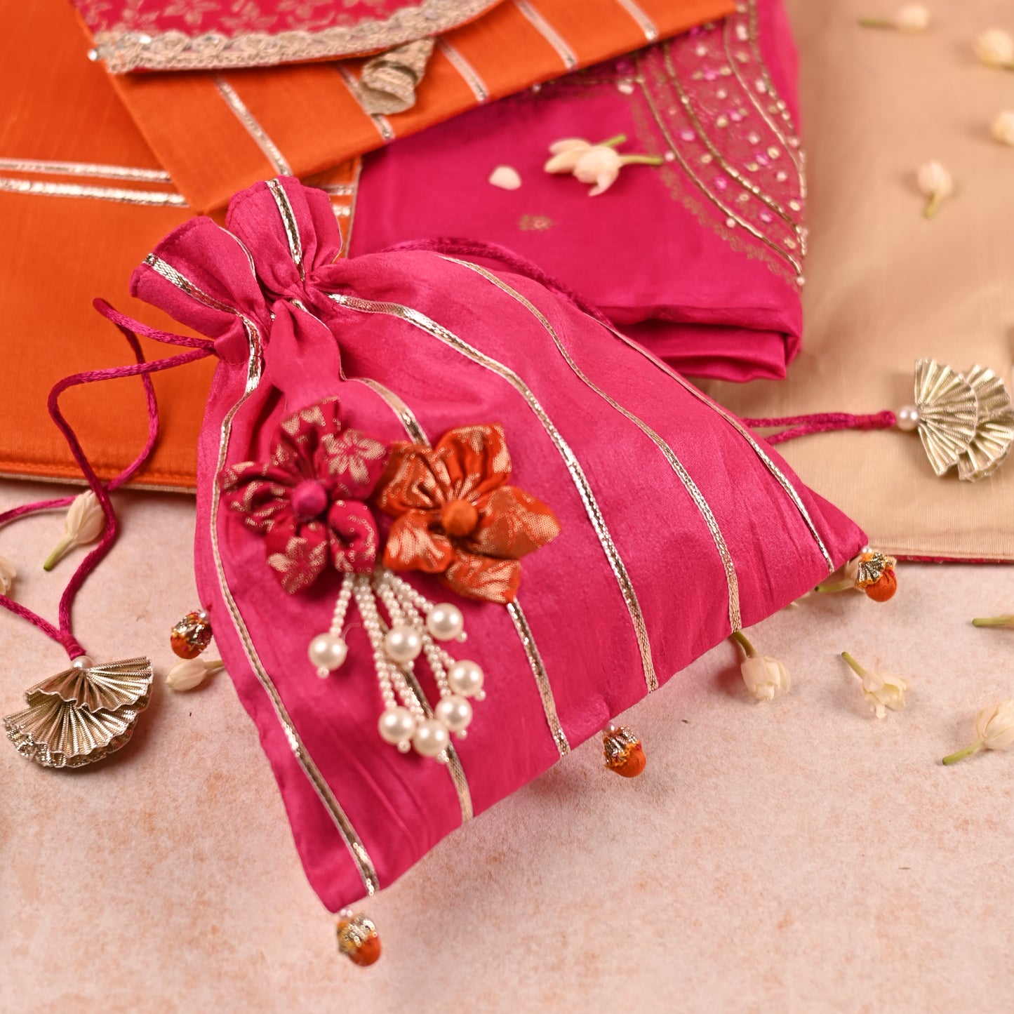 Gulnar Collection - 5-Piece Set: Saree Cover, Favor Potlis, Jewelry Organizer with Detachable Pouches, Coin Pouch, Money Envelope