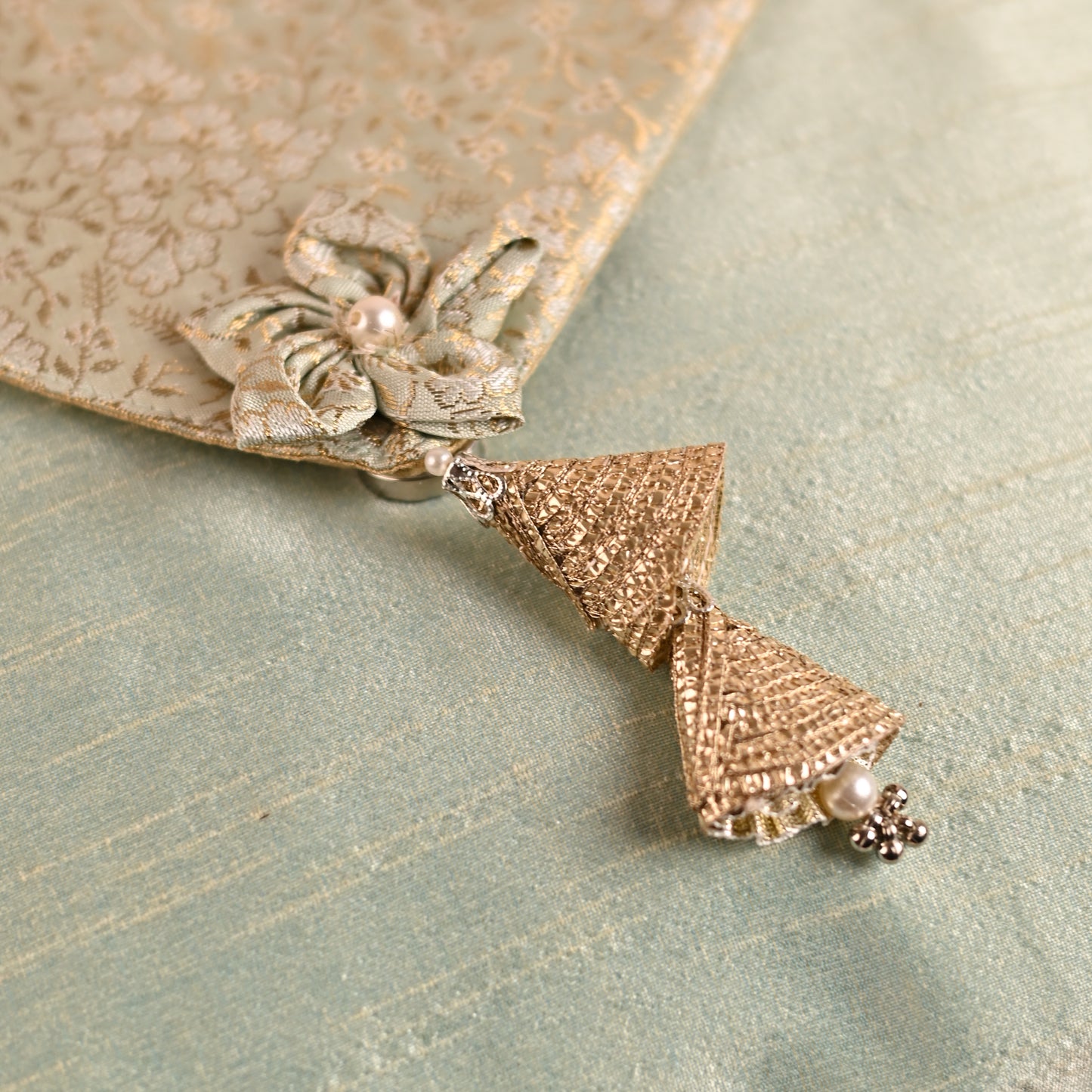 Nilasha Collection Gift Set - Saree Cover, Favor Potli, Mini potli, Coin Pouch