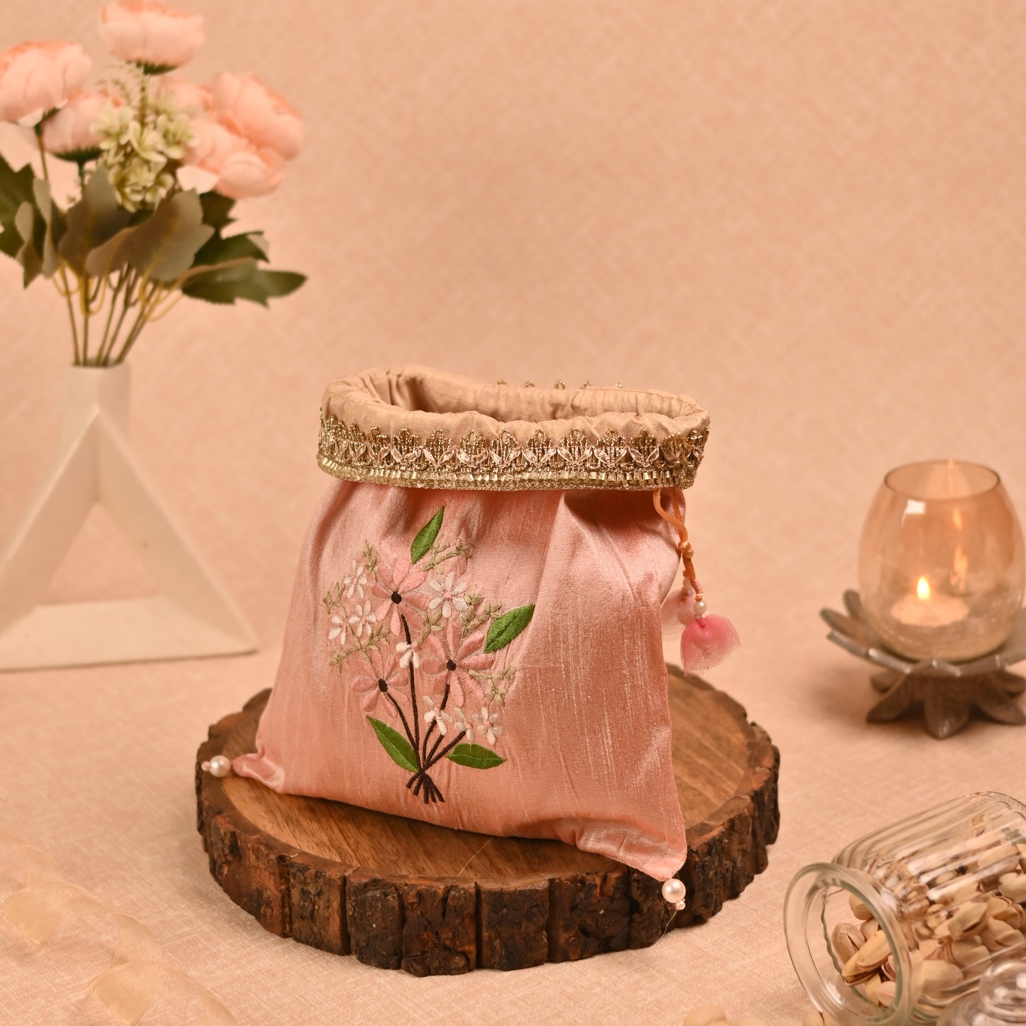 Banaavat Hand-Embroidered Favor Potli