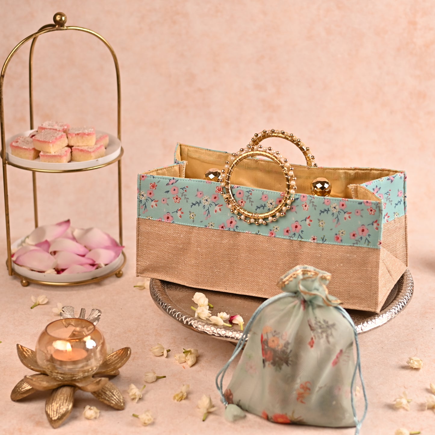 Jute Hamper Bag with Circular Handle and Matching Favor Potlis