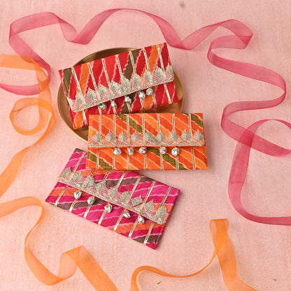 Banaavat Essence Gota Lehriya Envelope – Foam Padded (7.5"x4.5")