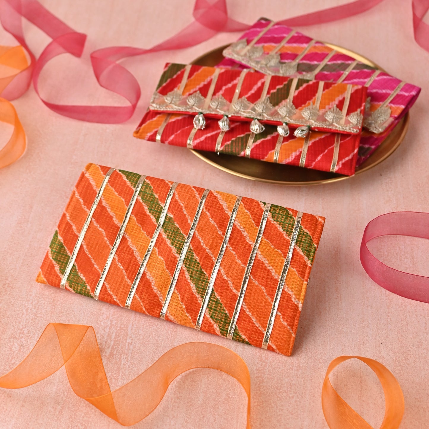 Banaavat Essence Gota Lehriya Envelope – Foam Padded (7.5"x4.5")