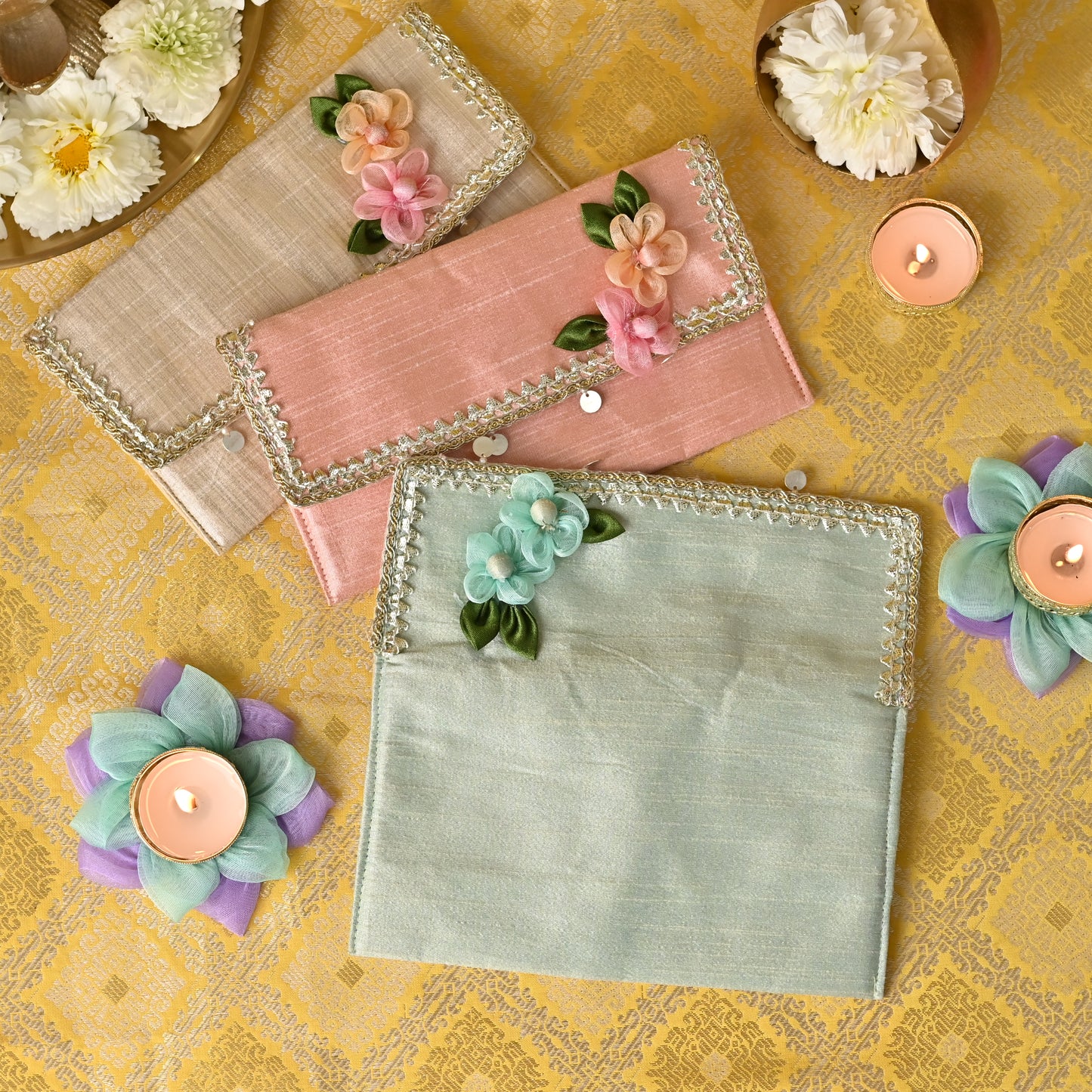 Banaavat Essence Handcrafted Floral Dupion Silk Money Envelope – (7.5"x4.5")