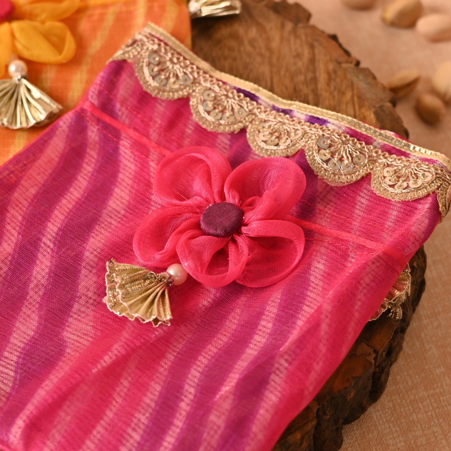 Banaavat Essence Dual Fabric Favor Potli – Floral Drawstring (6"x7")