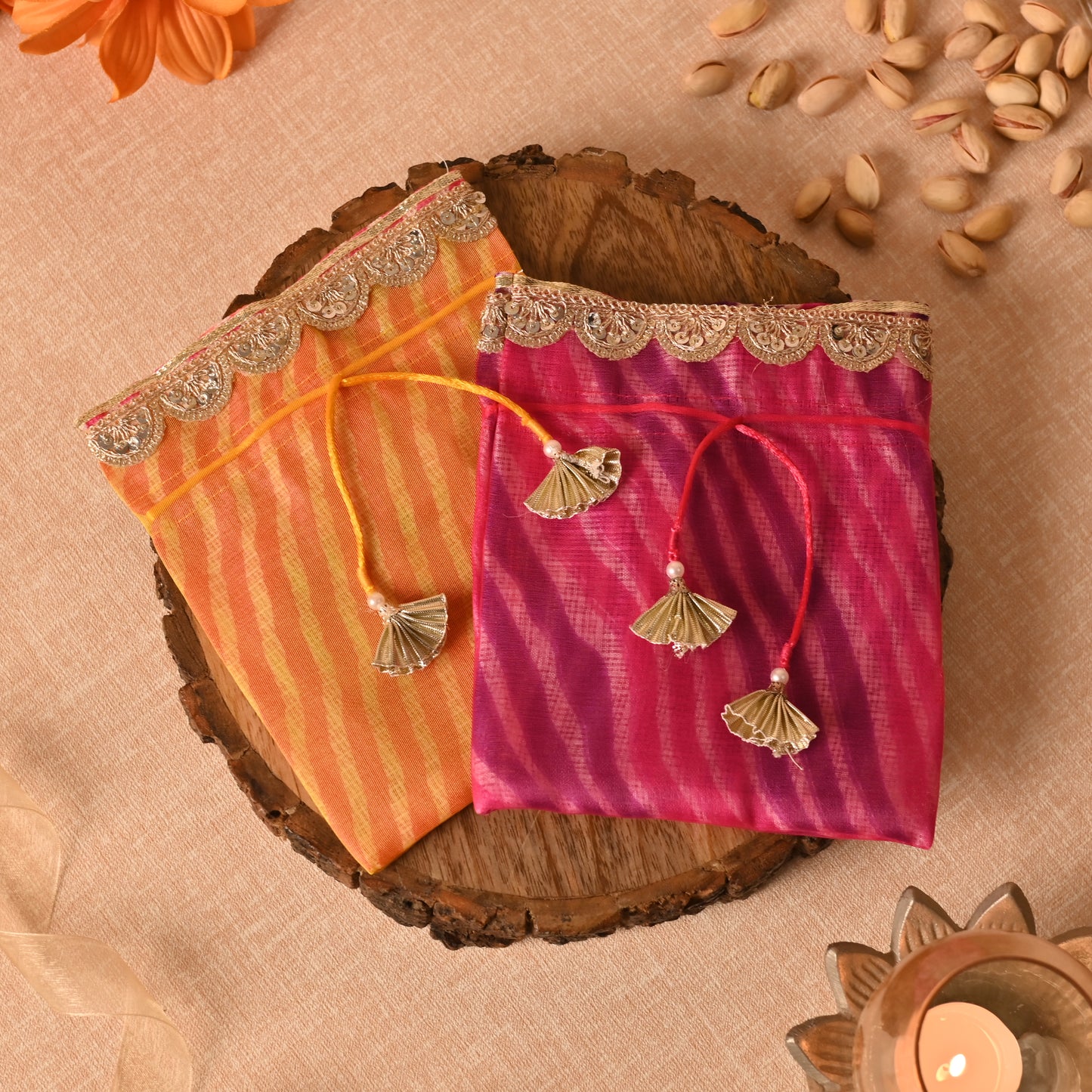 Banaavat Essence Dual Fabric Favor Potli – Floral Drawstring (6"x7")